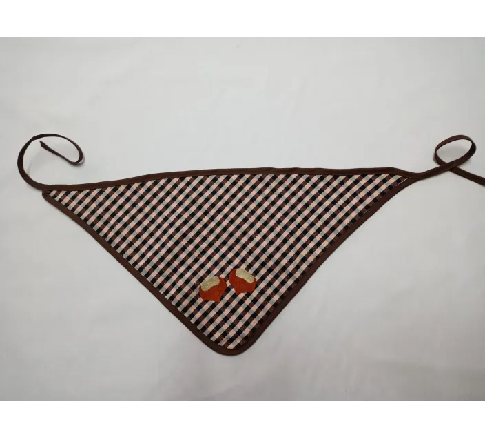 Davantal+Mocador Castanyera Brodat